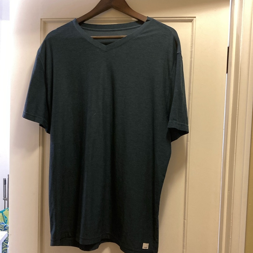 Vuori strato tech tee (navy blue)